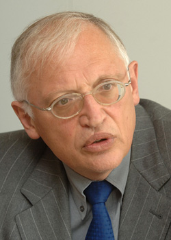  Günter Verheugen