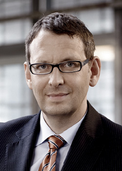  Dr. Holger Greif